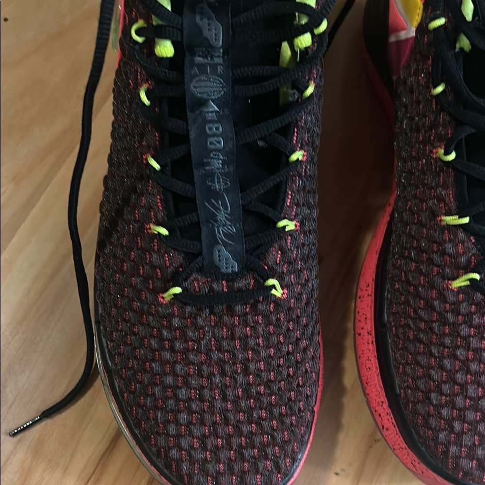 Nike Brown and Pink Sneakers with Breathable Design. LeBron 17 - Picture 2 of 8